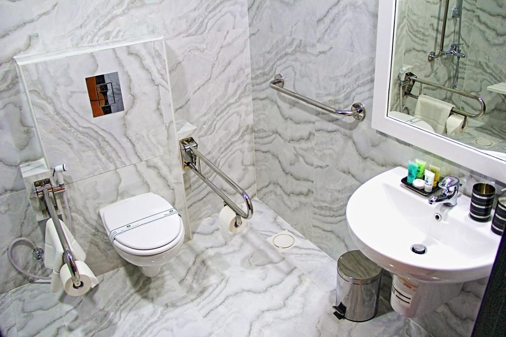 Bahrain International Hotel Manama Zewnętrze zdjęcie