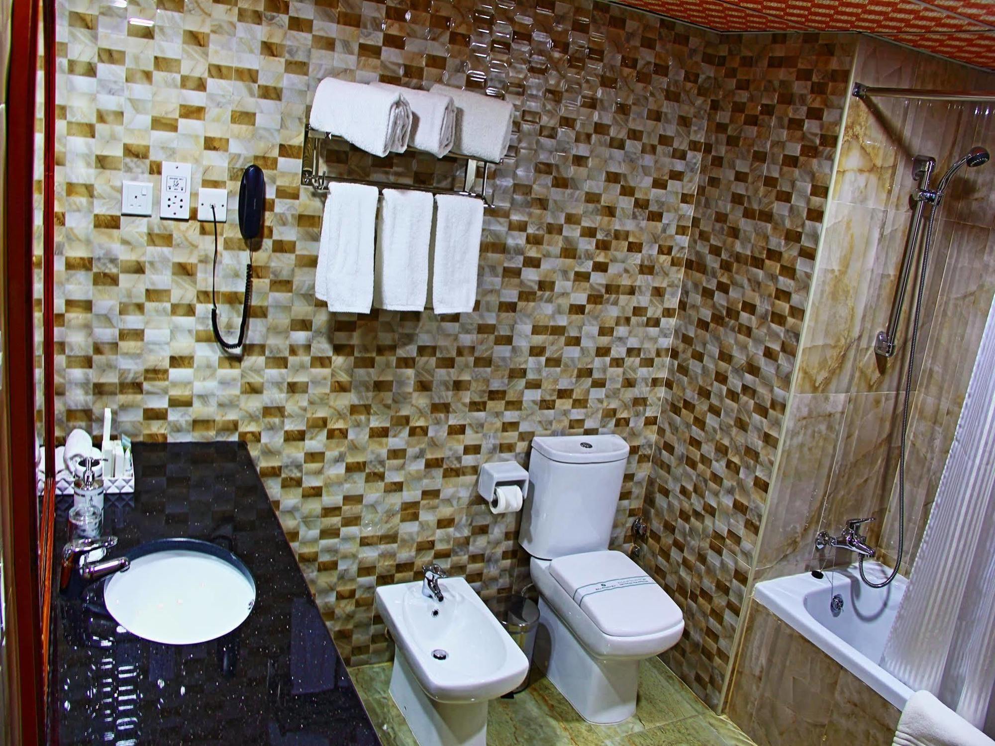 Bahrain International Hotel Manama Zewnętrze zdjęcie